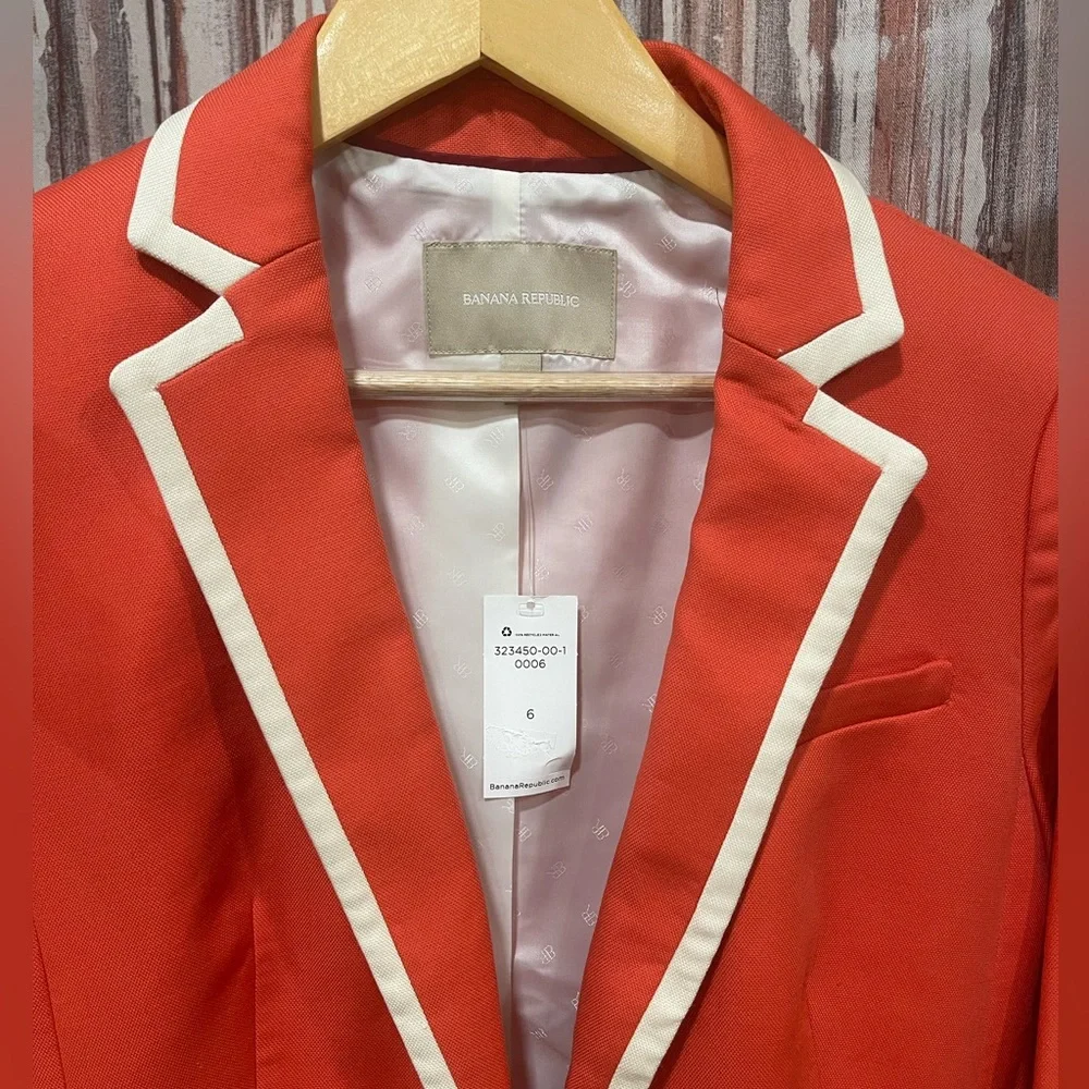 Banana Republic Classics Tapped Blazer New with tags Size 6 - Picture 3 of 10
